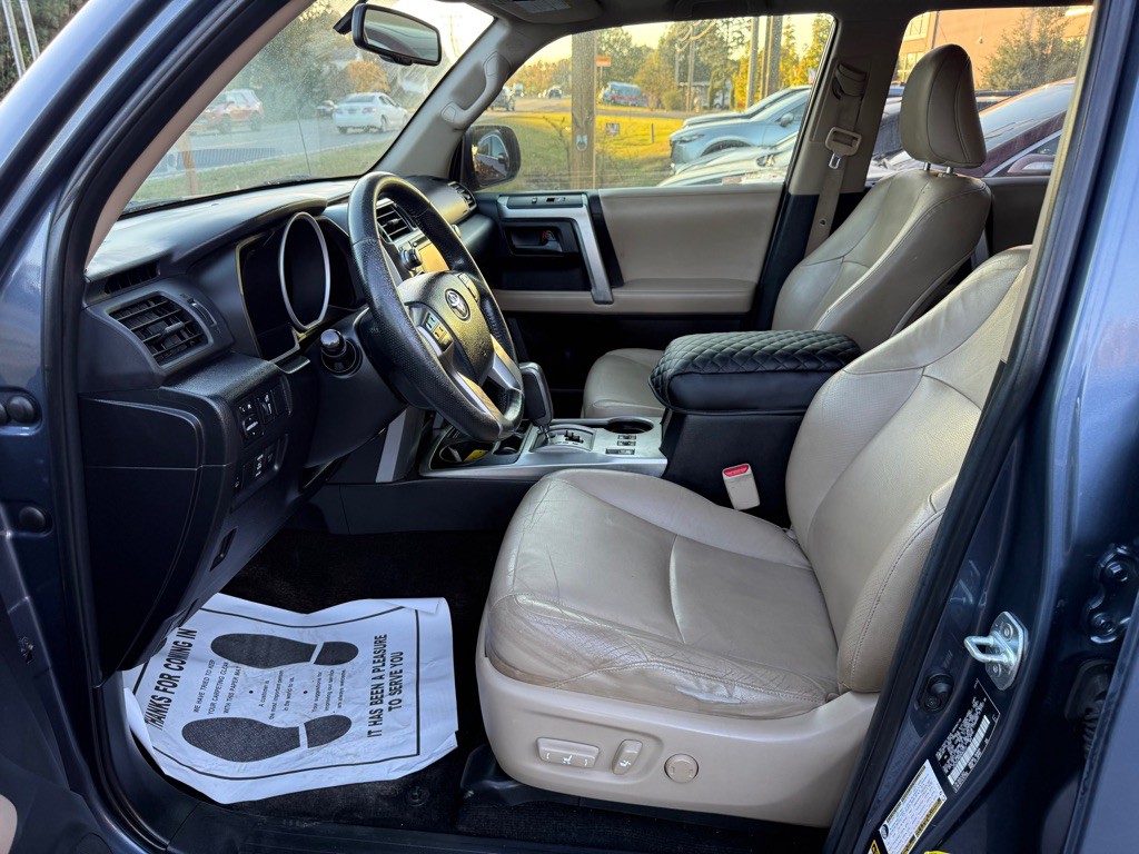 2013 Toyota 4Runner Image 11