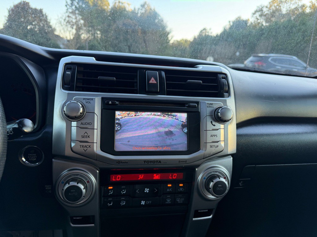 2013 Toyota 4Runner Image 16