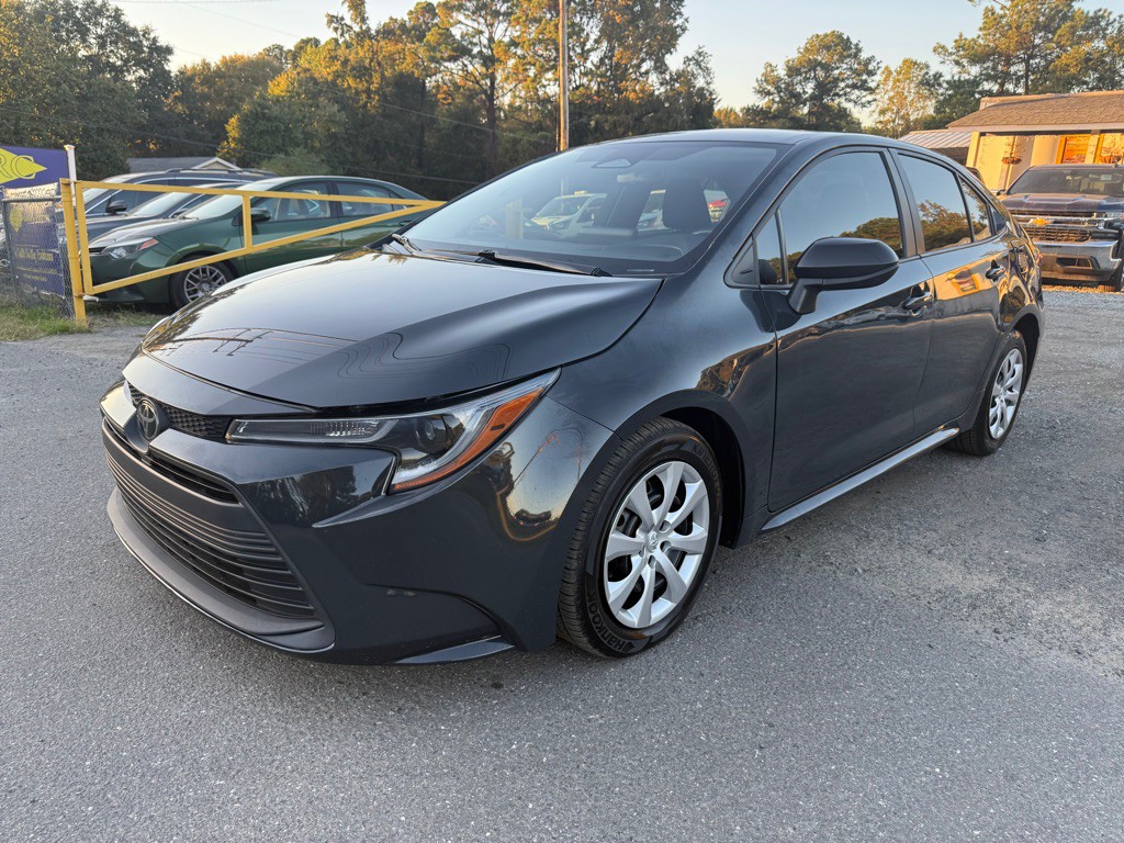 2024 Toyota Corolla Image 1