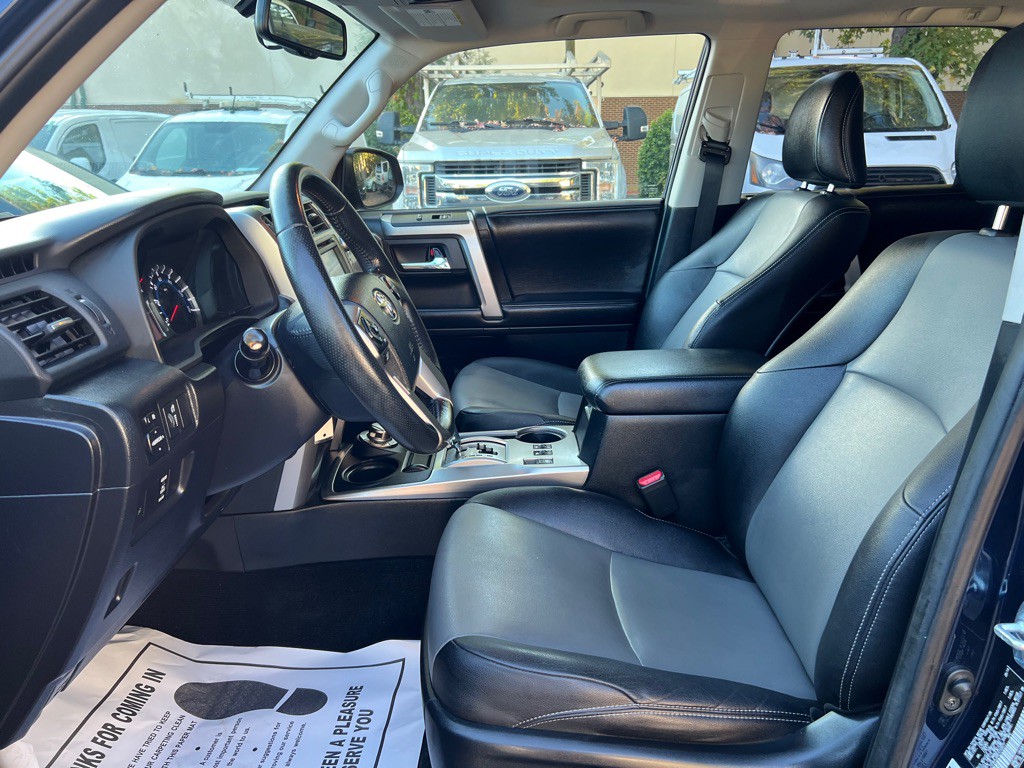 2014 Toyota 4Runner Image 8