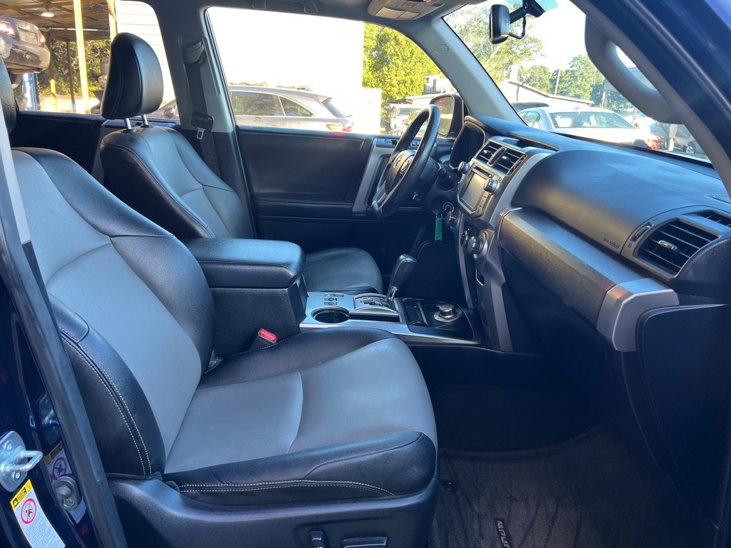 2014 Toyota 4Runner Image 11