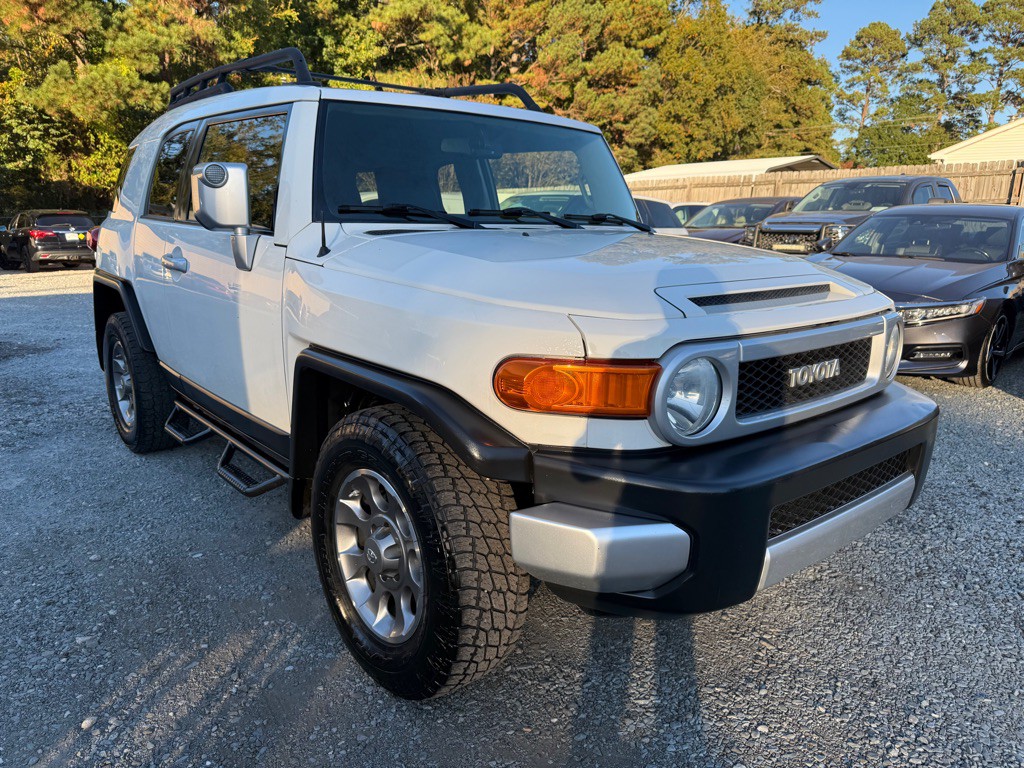 2013 Toyota FJ Cruiser Image 4