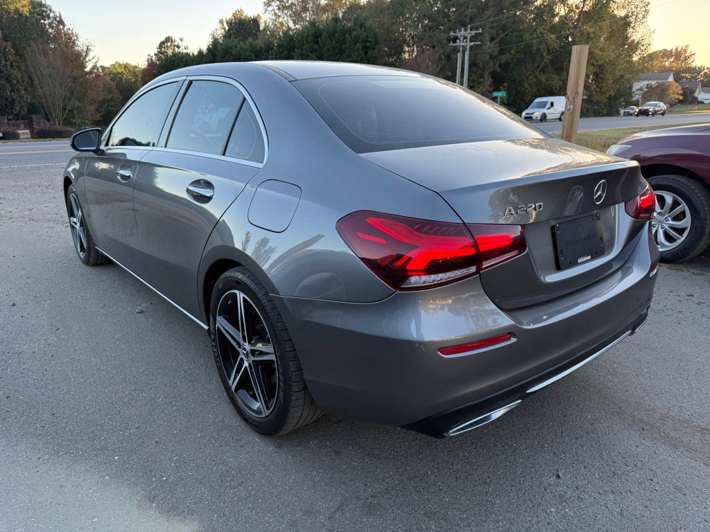 2019 Mercedes-Benz A Image 2