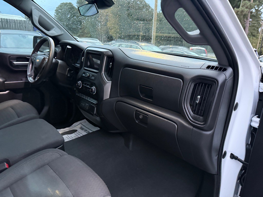 2023 Chevrolet Silverado 1500 Image 7
