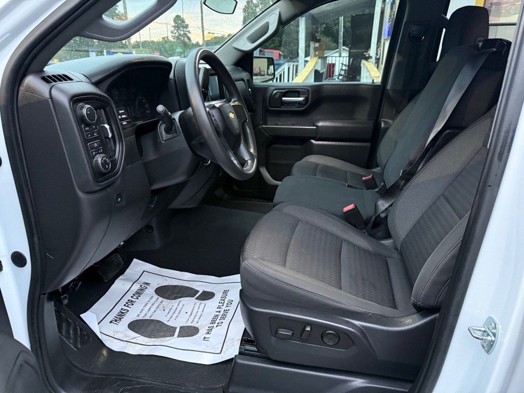 2023 Chevrolet Silverado 1500 Image 10