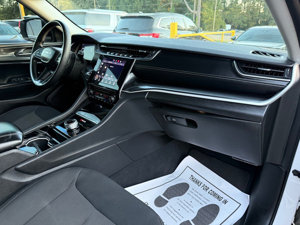 2023 Jeep Grand Cherokee Image 7