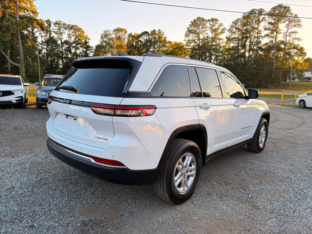 2023 Jeep Grand Cherokee Image 3