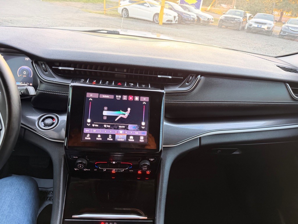 2023 Jeep Grand Cherokee Image 15