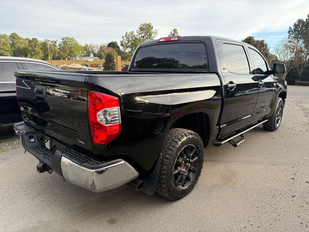 2021 Toyota Tundra Image 3