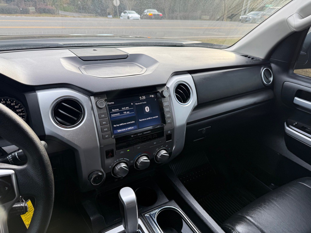 2021 Toyota Tundra Image 15