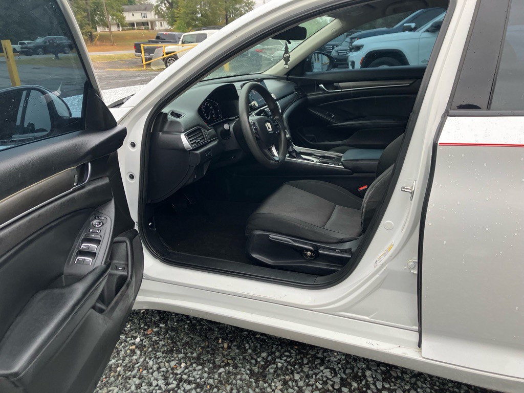 2018 Honda Accord Image 6