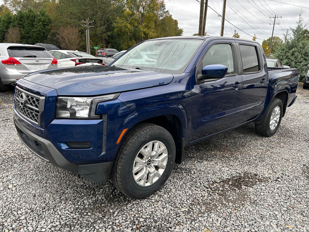 2022 Nissan Frontier Image 1