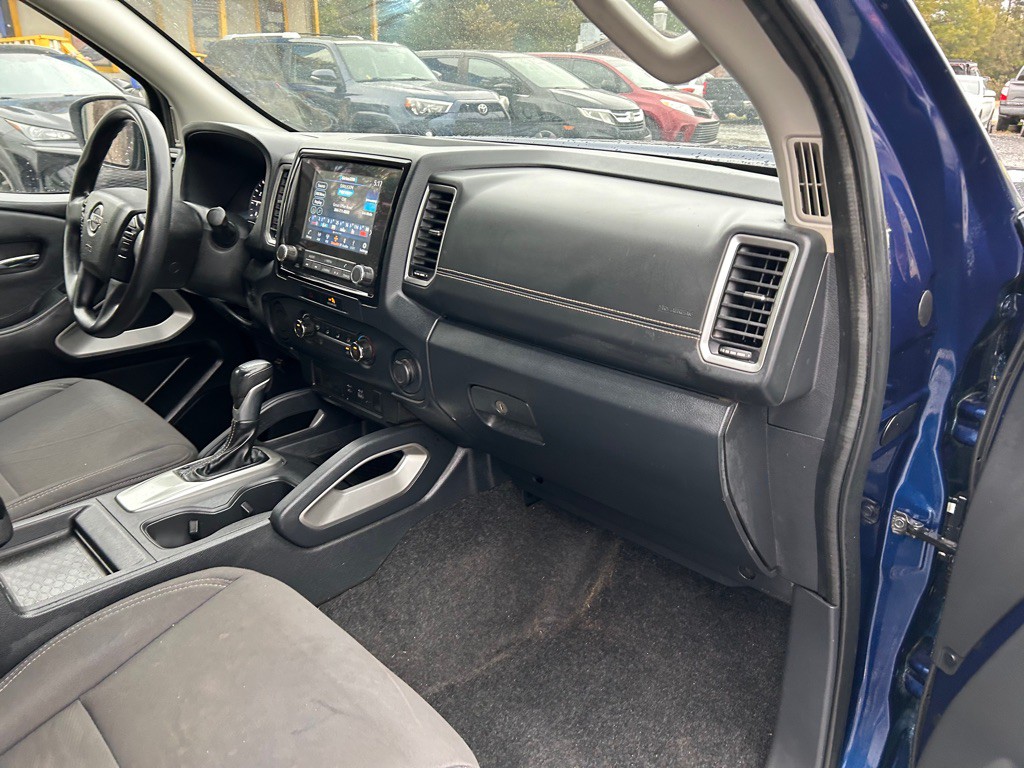 2022 Nissan Frontier Image 7