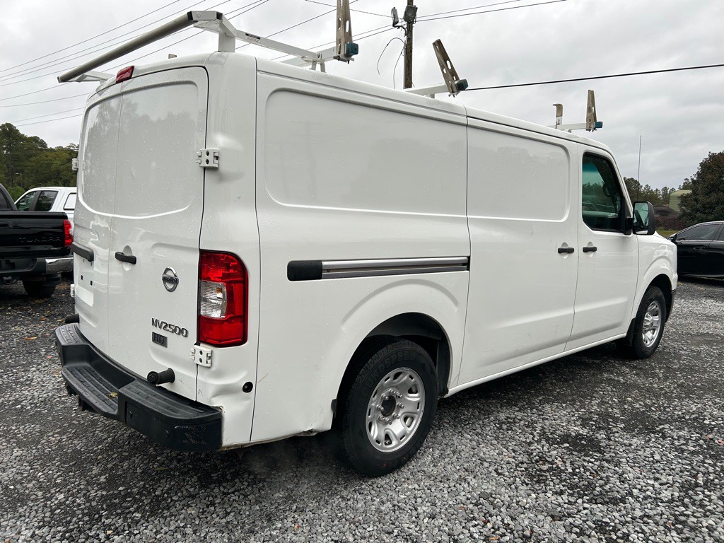 2016 Nissan NV Image 3