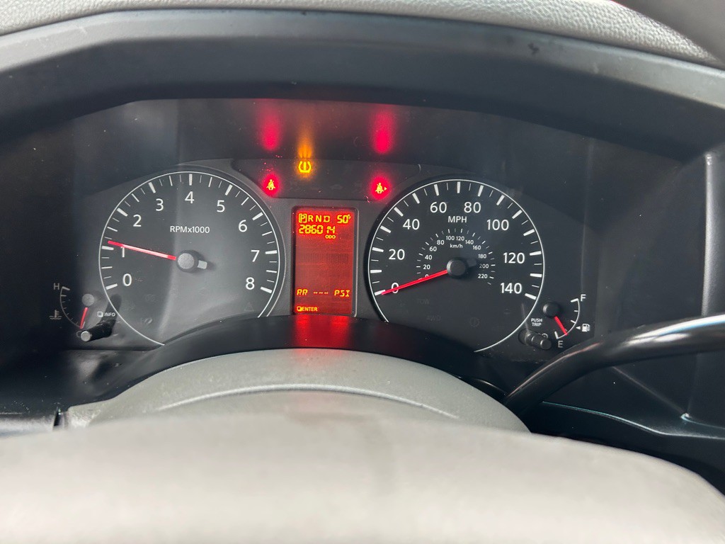 2016 Nissan NV Image 11