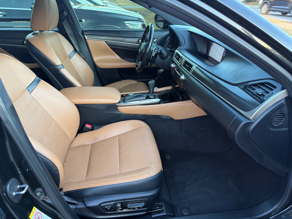 2018 Lexus GS Image 5