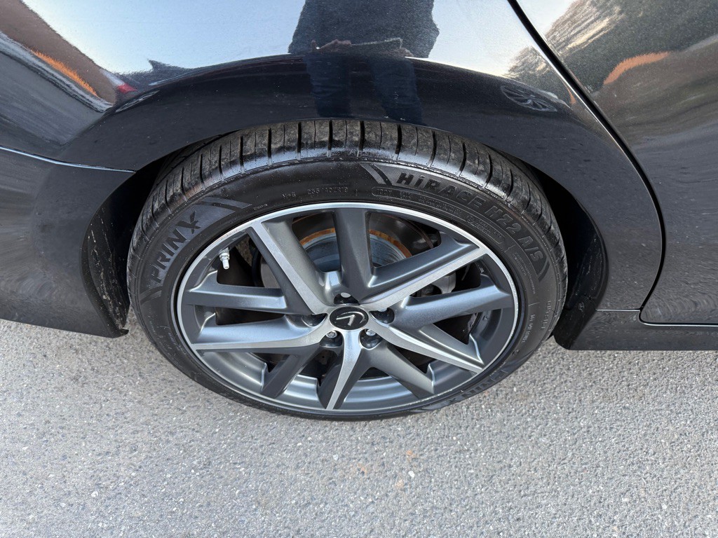 2018 Lexus GS Image 8