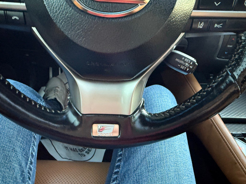 2018 Lexus GS Image 17