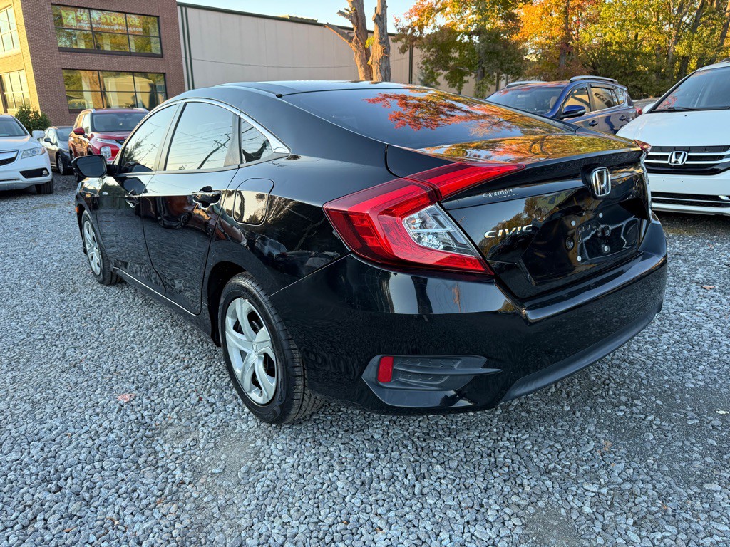 2017 Honda Civic Image 2