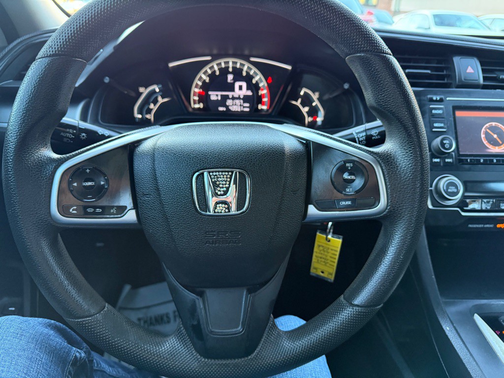 2017 Honda Civic Image 11