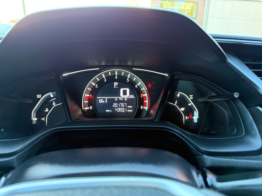 2017 Honda Civic Image 12