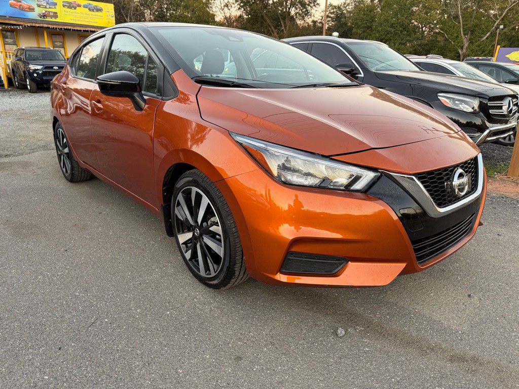 2022 Nissan Versa Image 4