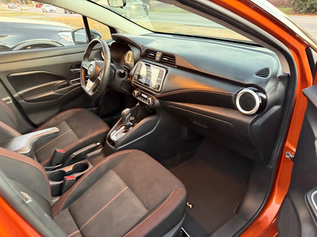 2022 Nissan Versa Image 6
