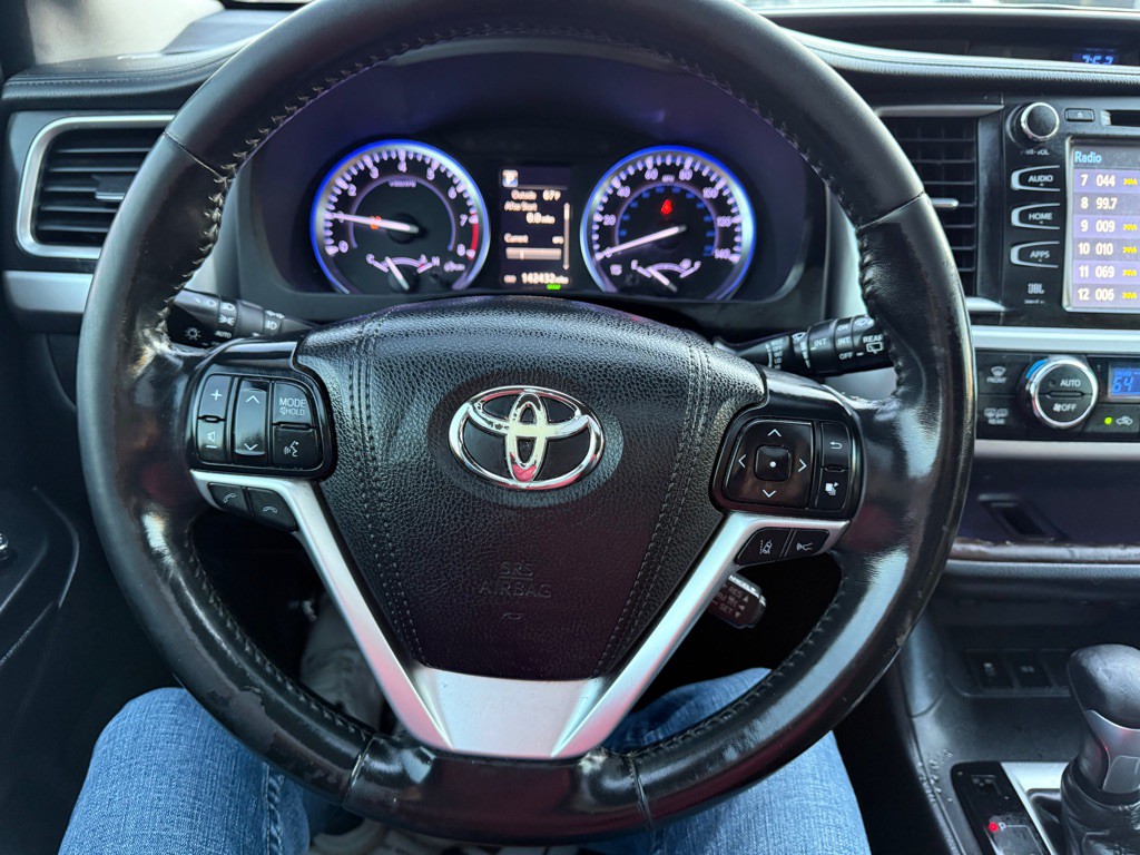 2018 Toyota Highlander Image 14