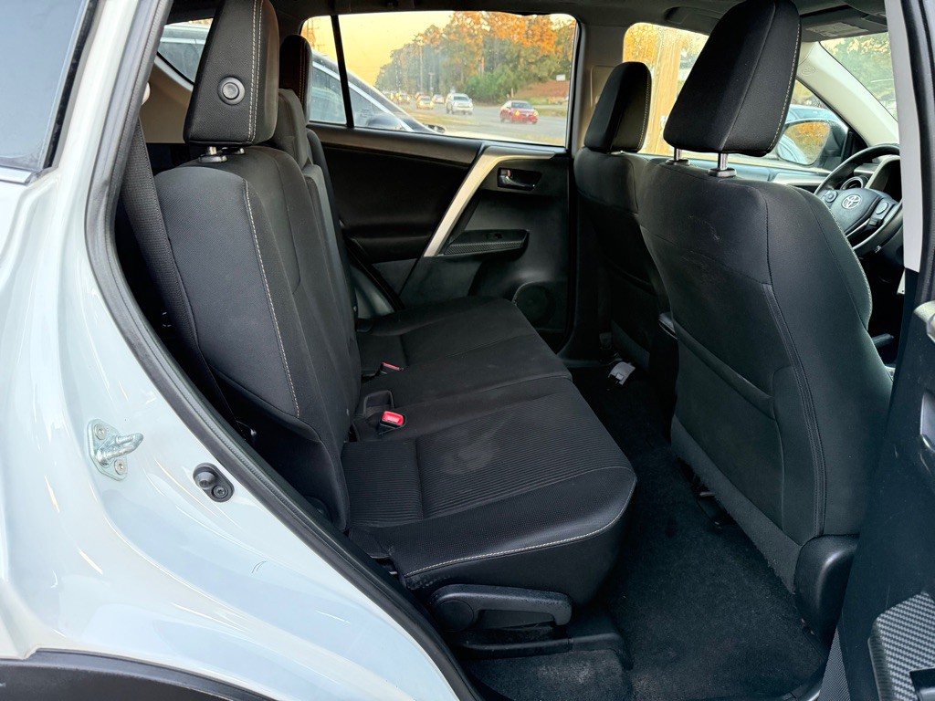 2014 Toyota Rav4 Image 7