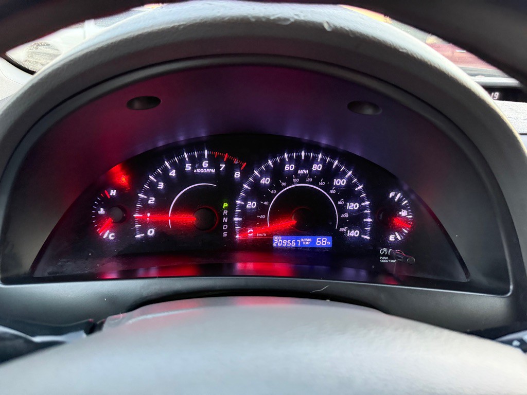 2011 Toyota Camry Image 13