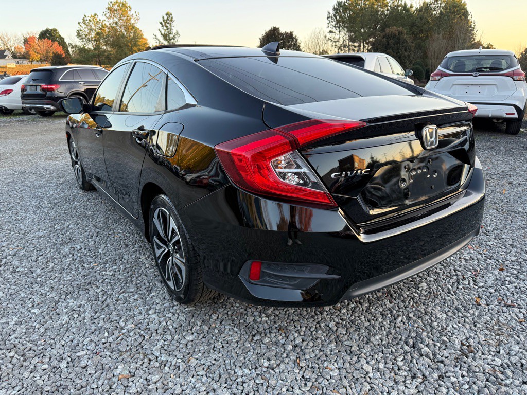 2018 Honda Civic Image 2