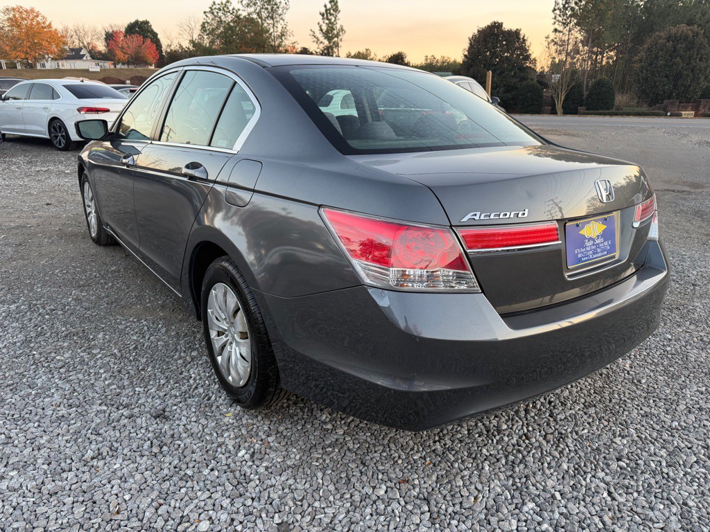 2012 Honda Accord Image 2