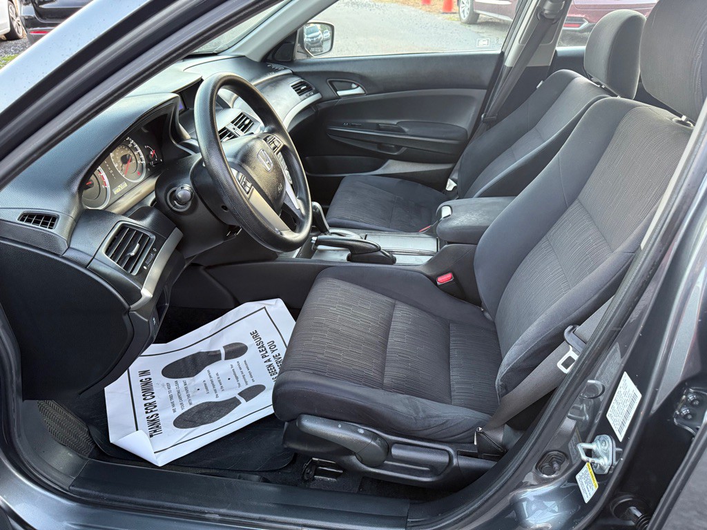 2012 Honda Accord Image 7