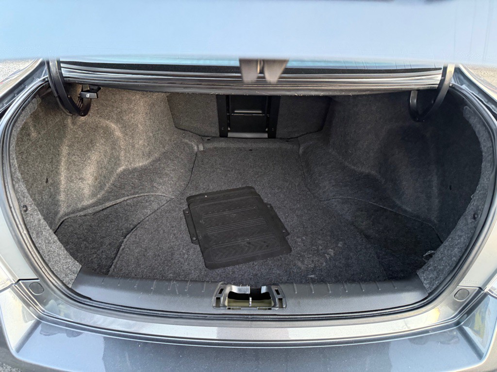 2012 Honda Accord Image 8