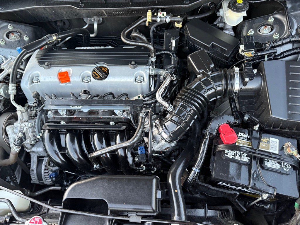 2012 Honda Accord Image 9