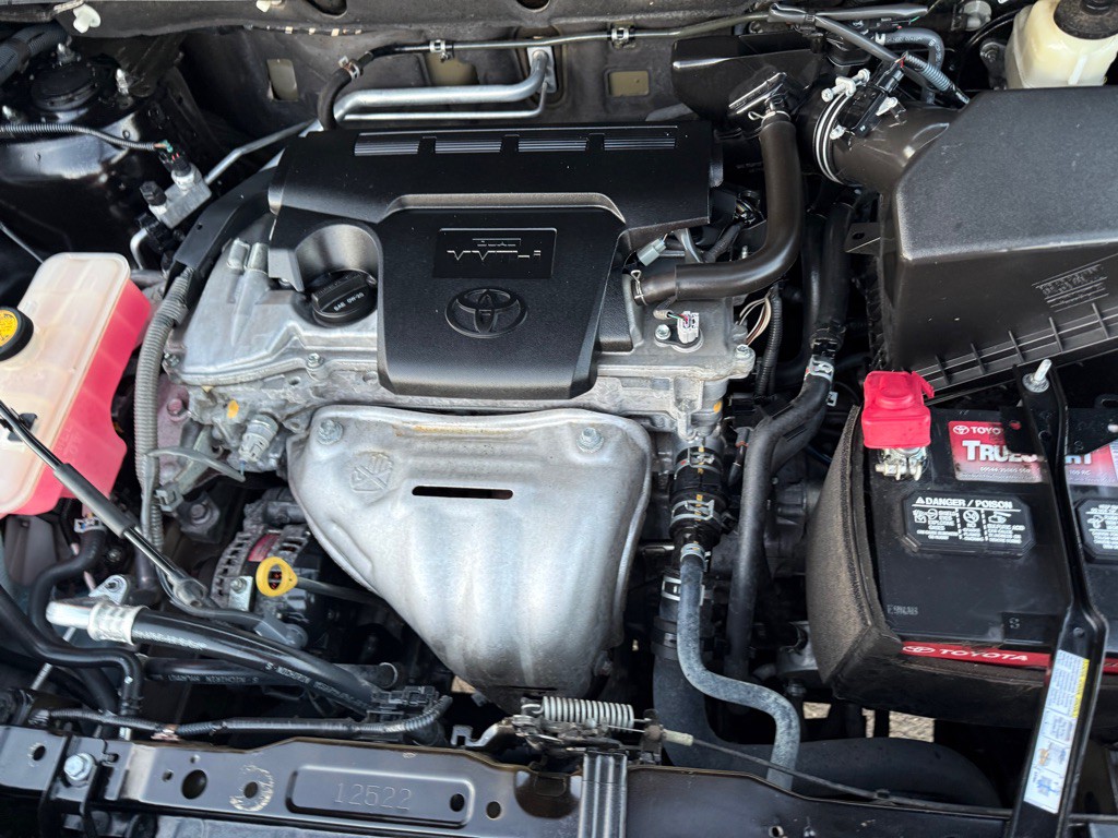 2015 Toyota Rav4 Image 12