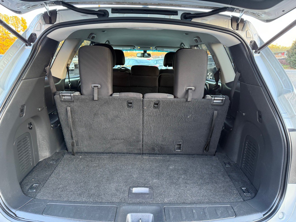 2017 Nissan Pathfinder Image 10