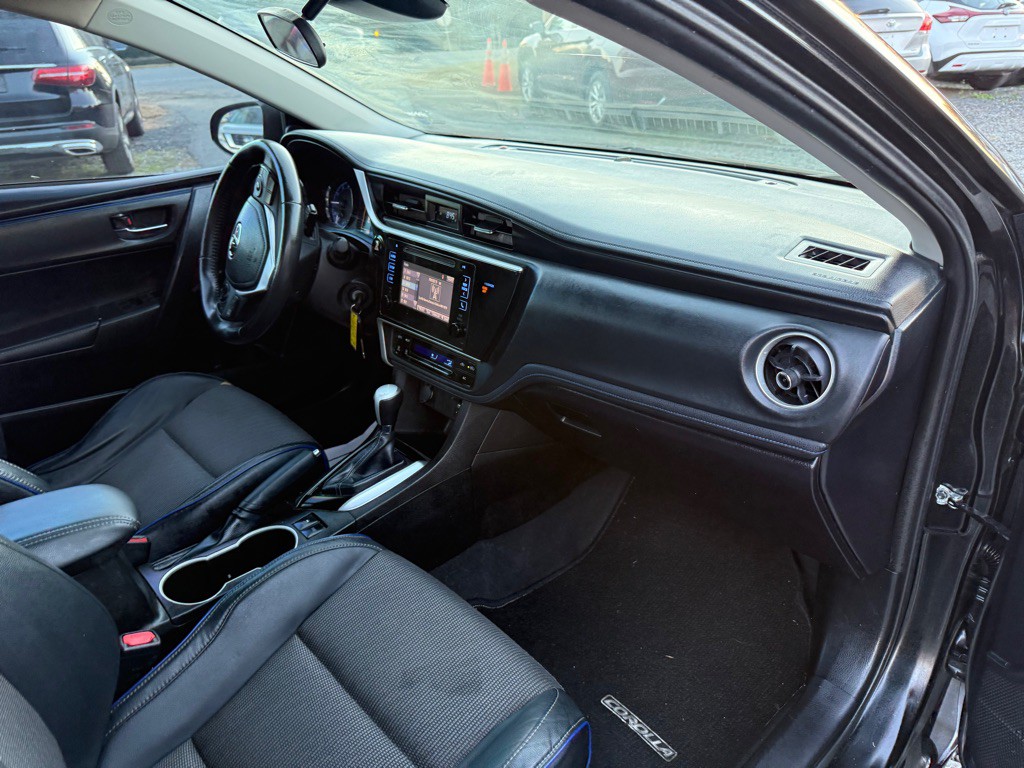2018 Toyota Corolla Image 6