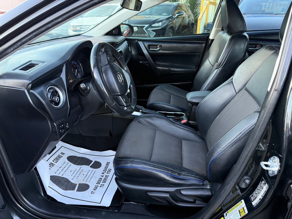 2018 Toyota Corolla Image 10