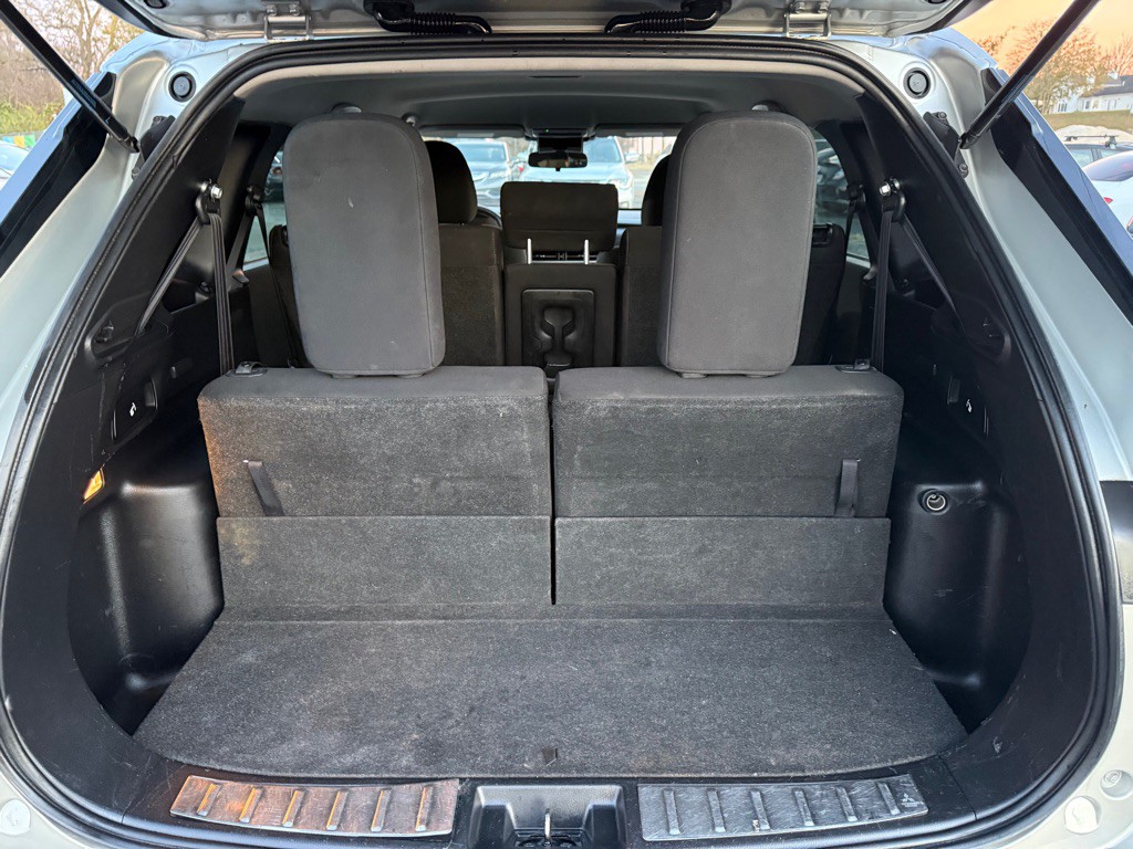 2022 Mitsubishi Outlander Image 9