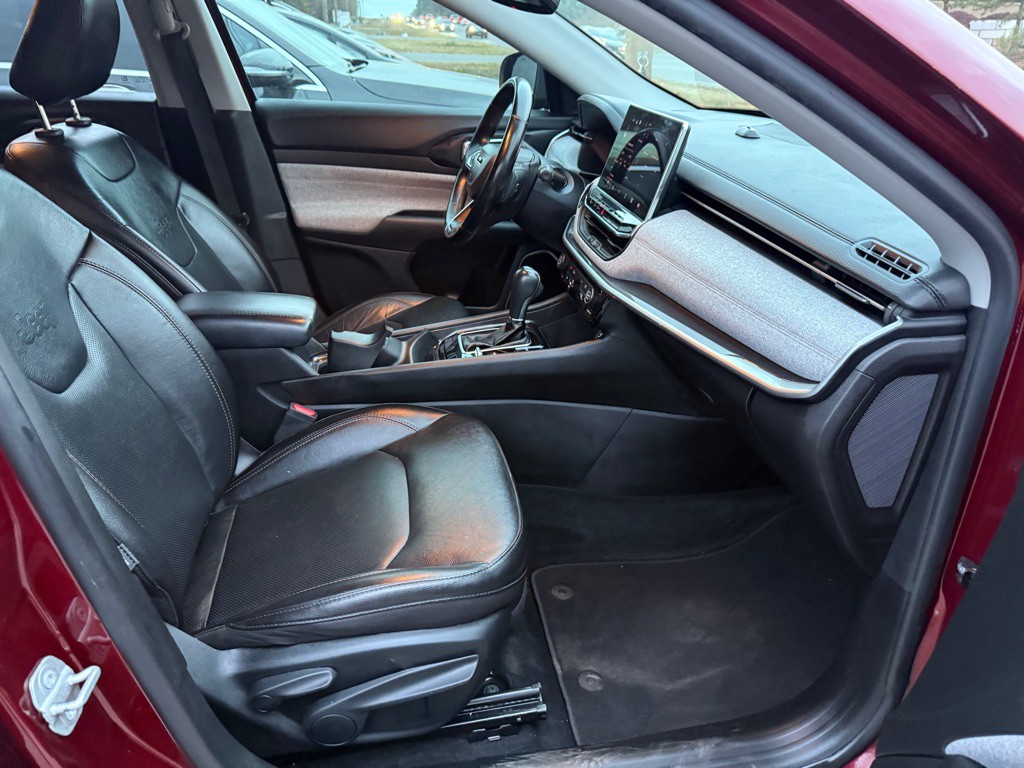 2022 Jeep Compass Image 6