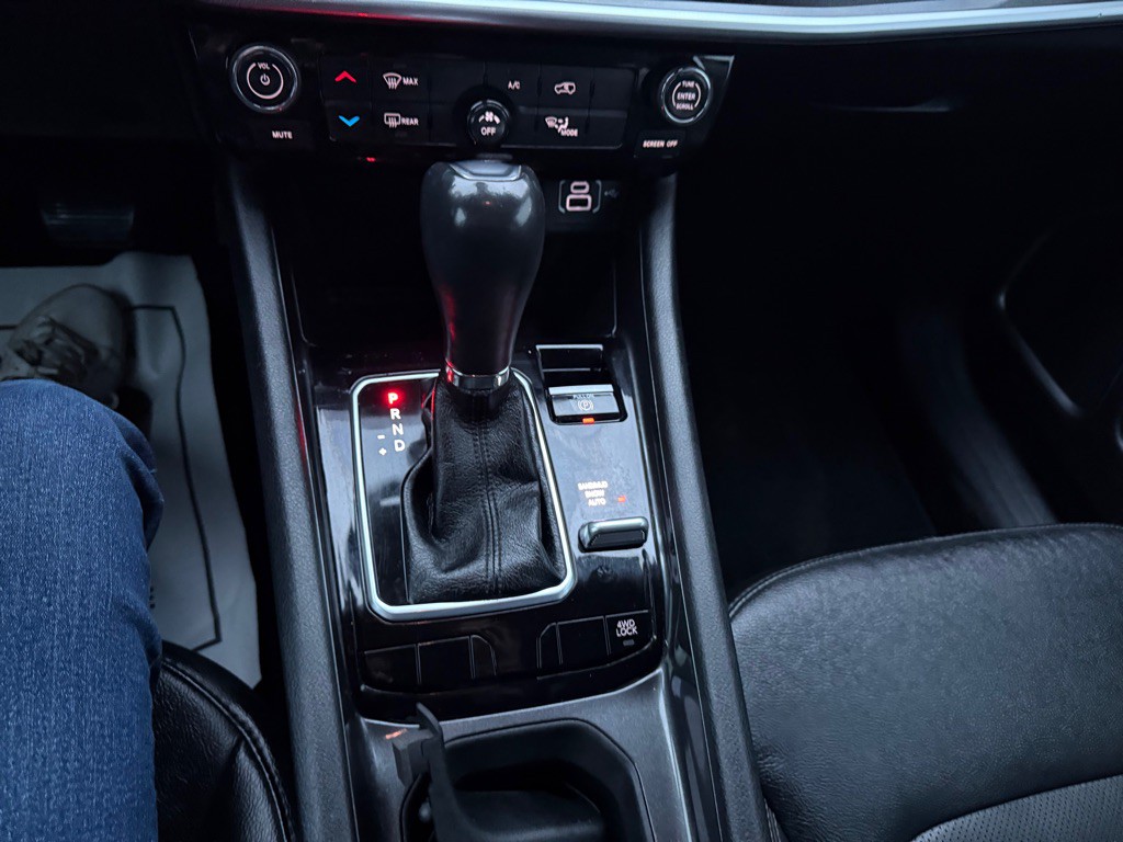 2022 Jeep Compass Image 16