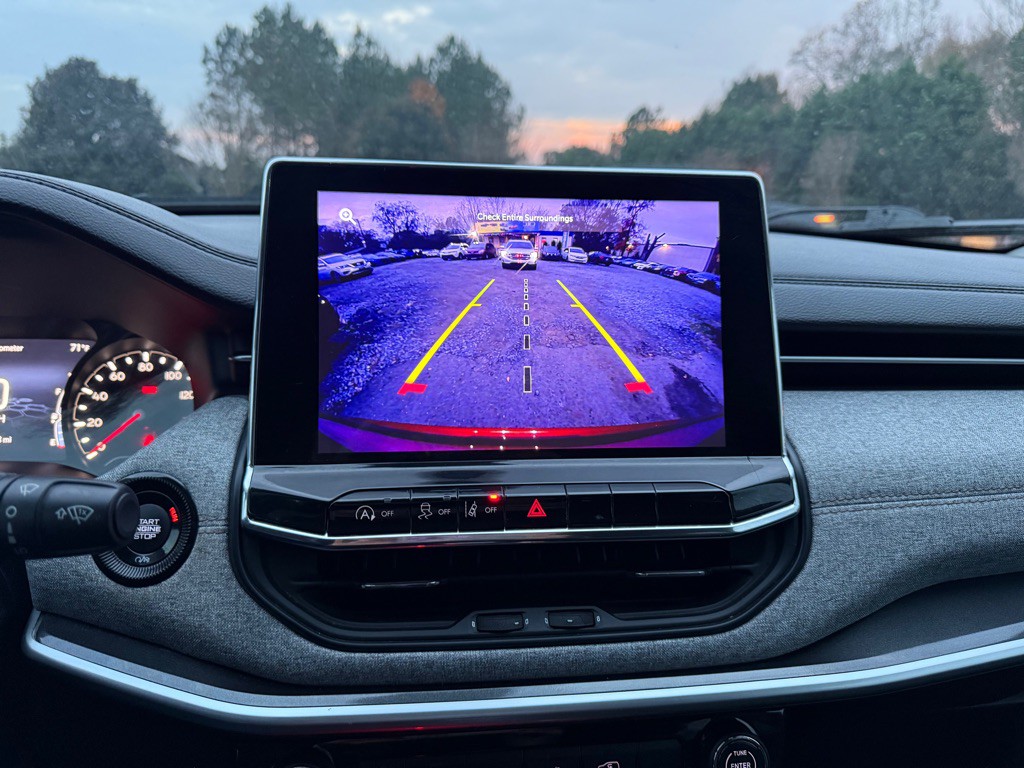 2022 Jeep Compass Image 17