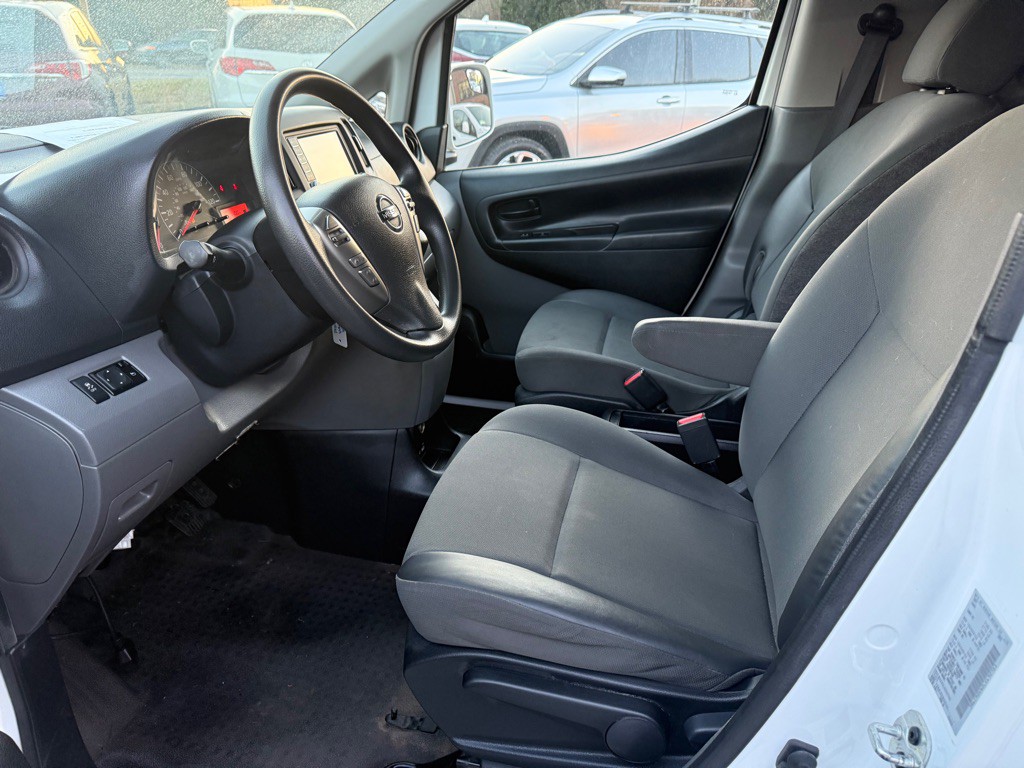2020 Nissan NV200 Image 6