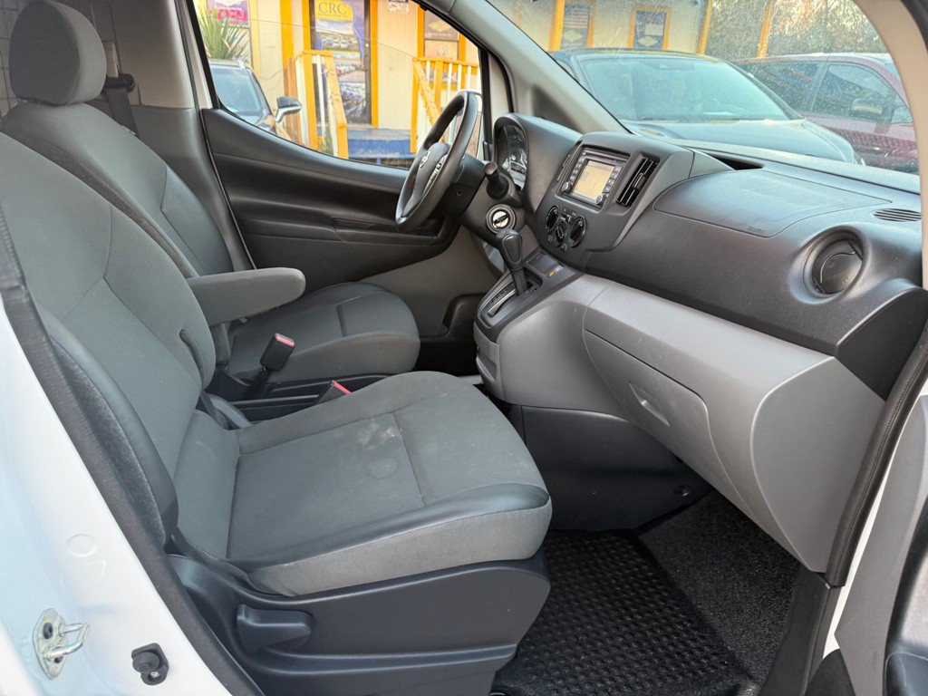 2019 Nissan NV200 Image 6