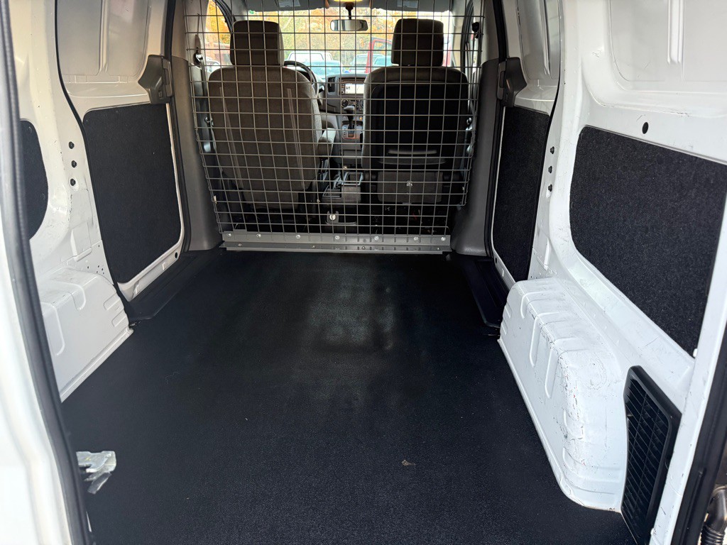 2019 Nissan NV200 Image 8