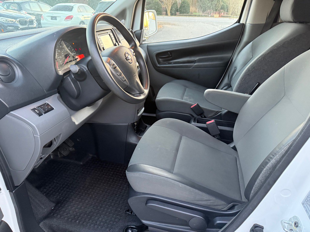 2019 Nissan NV200 Image 9