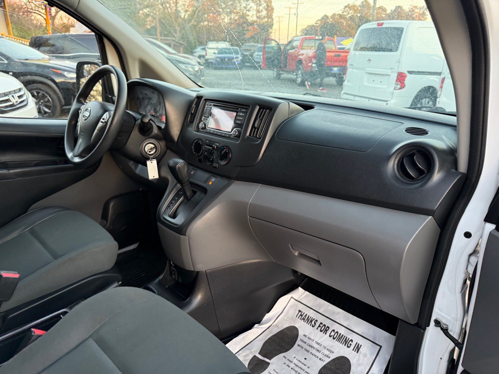 2019 Nissan NV200 Image 6