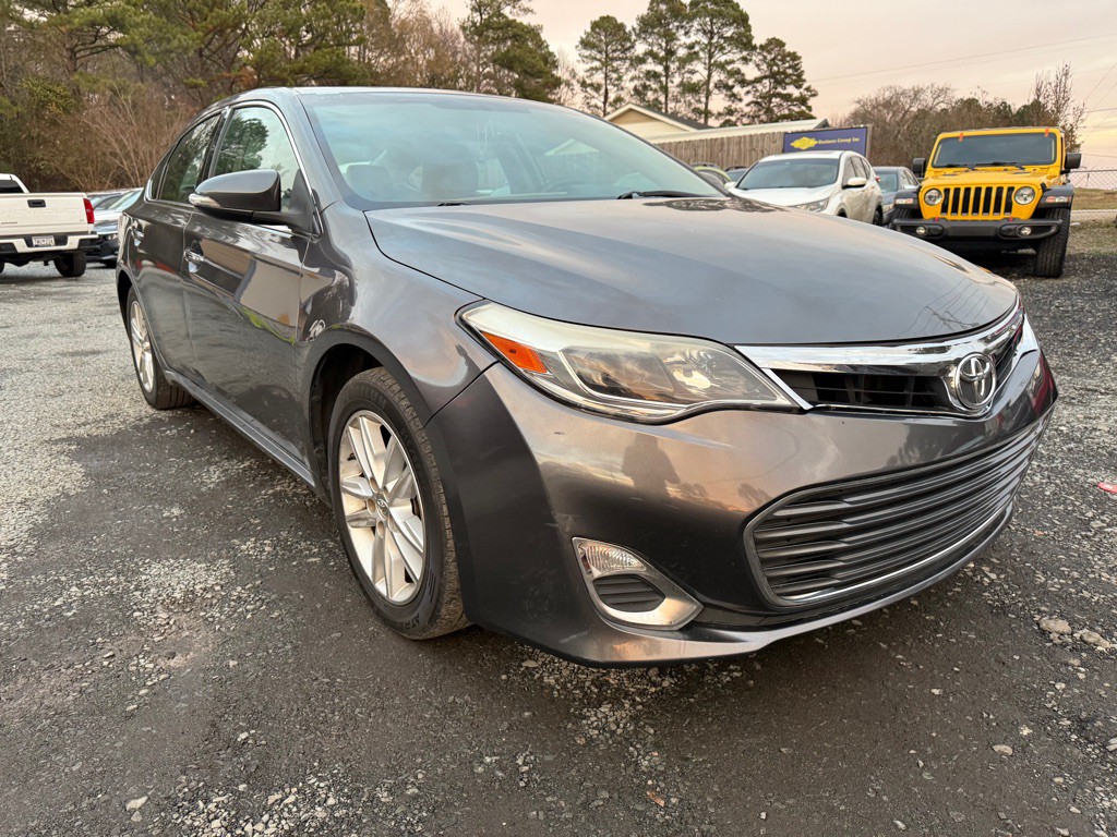 2013 Toyota Avalon Image 4
