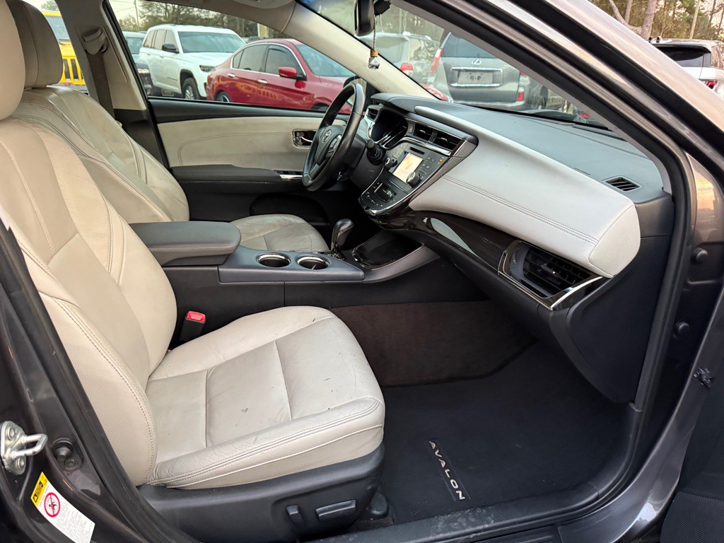2013 Toyota Avalon Image 6